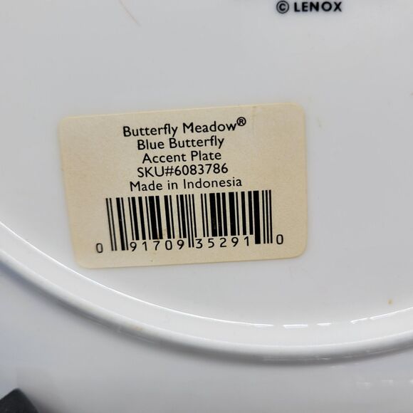Lenox Butterfly Meadow Luncheon  Plates Scalloped Rim 9" First Quality  Set of 2 - Picture 6 of 12